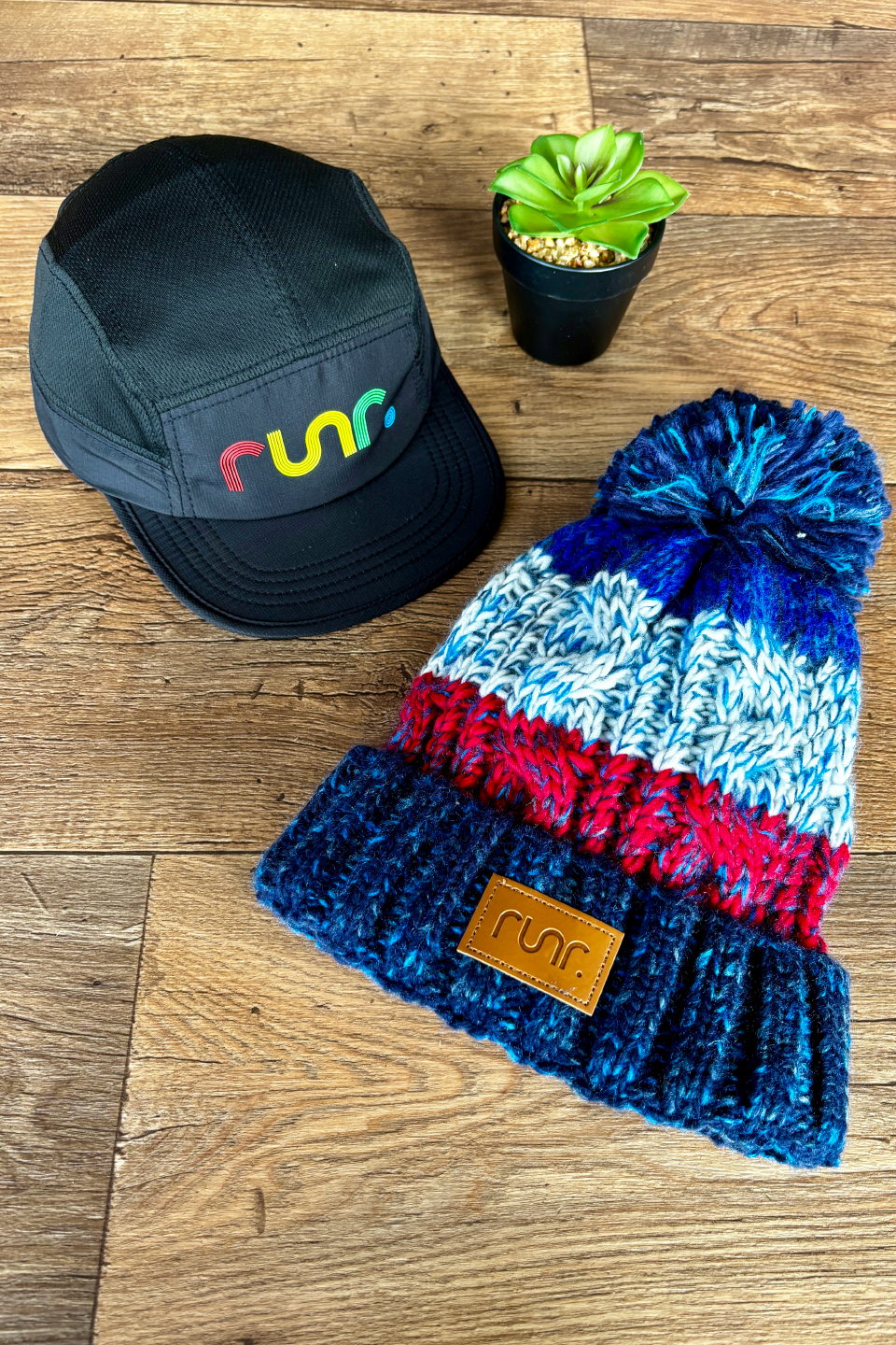 Runr 80's Technical Running Hat & Vermont Winter Bobble Hat Bundle