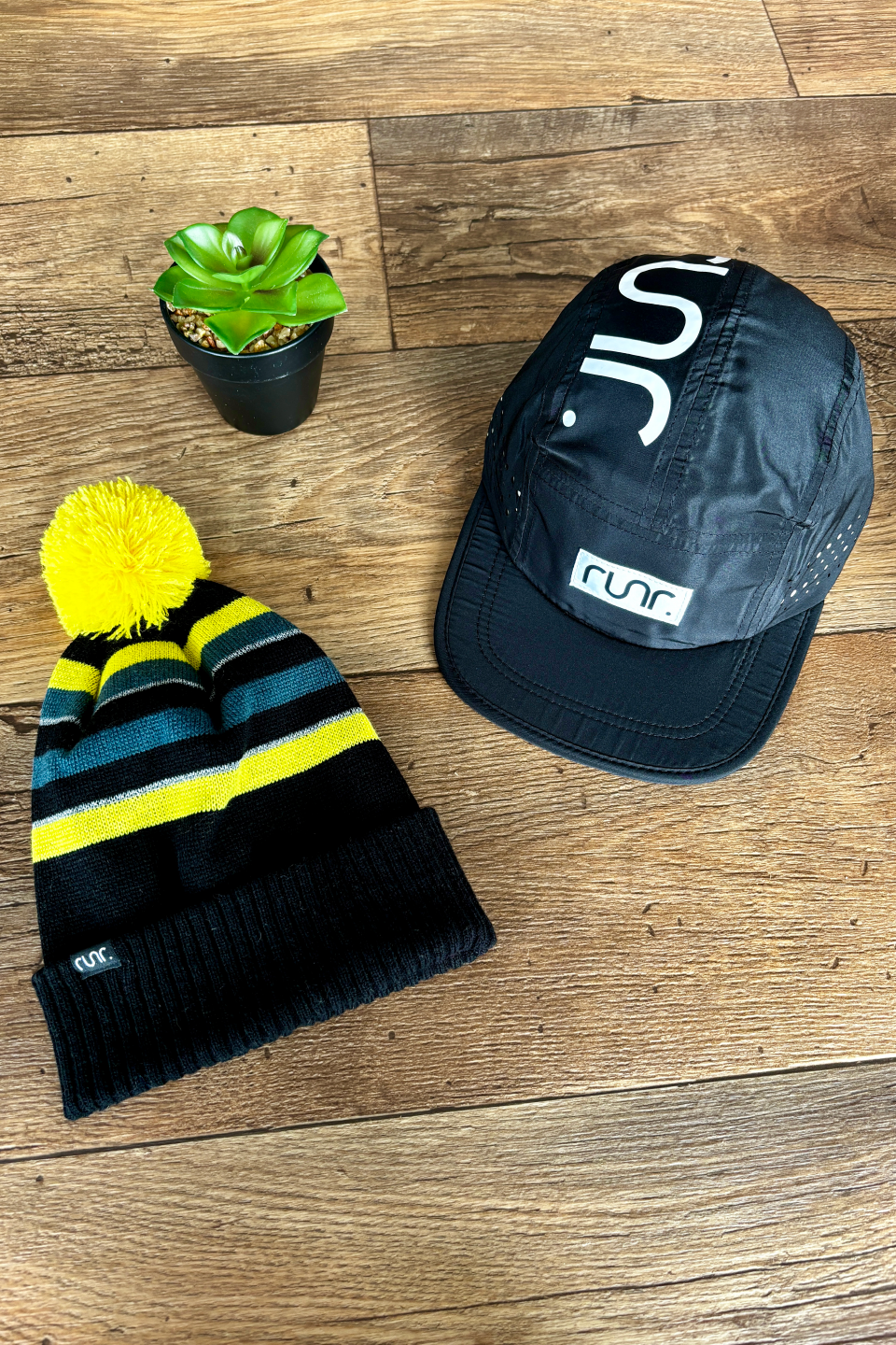 Runr Berlin Technical Running Hat & Whistler Running Bobble Hat Bundle