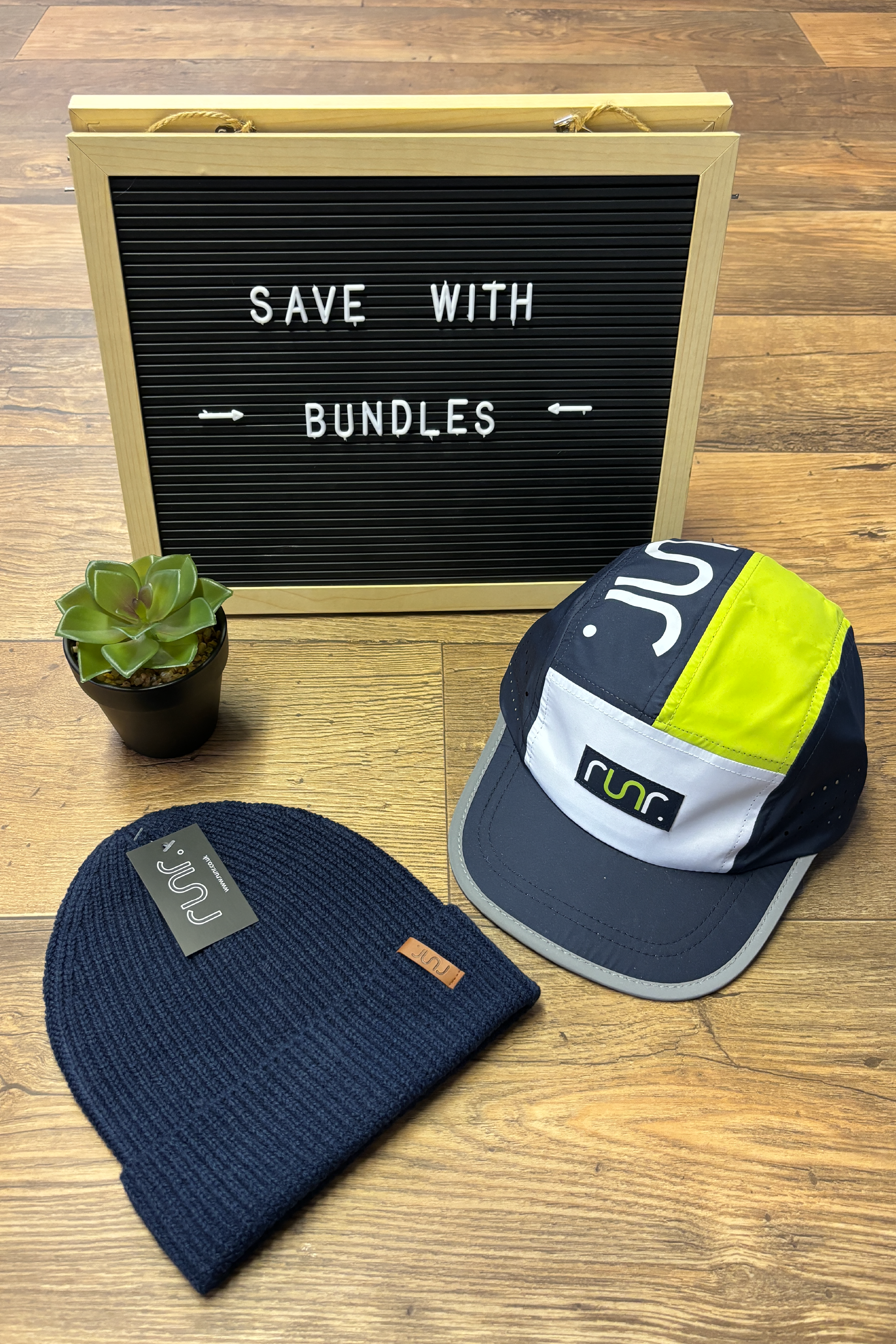 Runr London Technical Running Hat & Morzine Beanie Hat Bundle