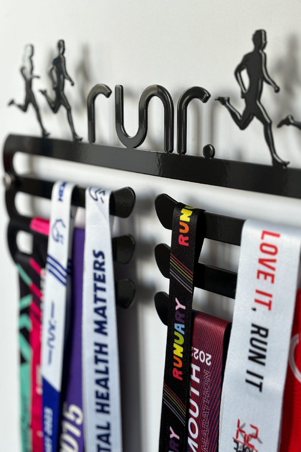 Runr Medal Hanger - Black