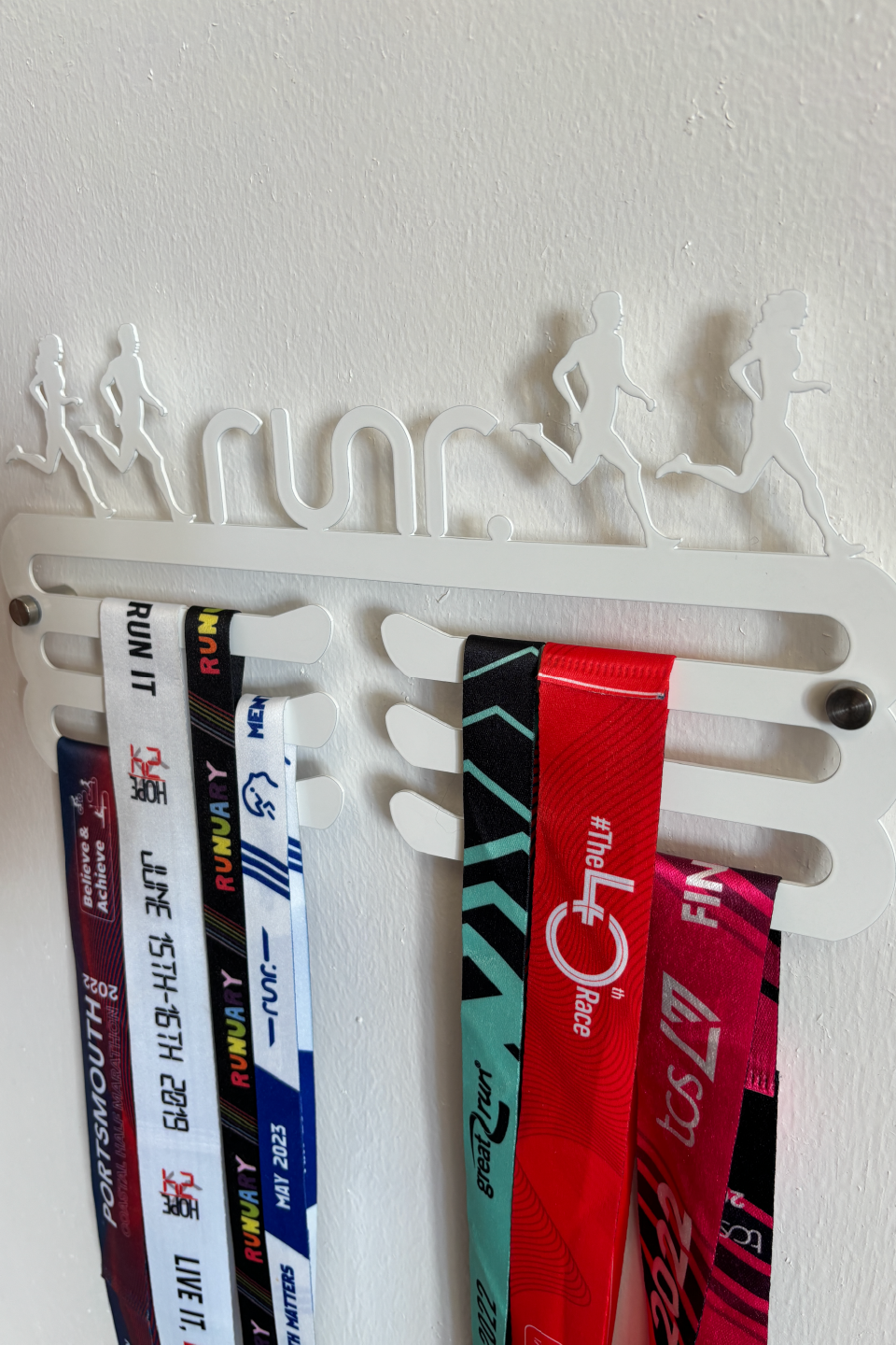 Runr Medal Hanger - White