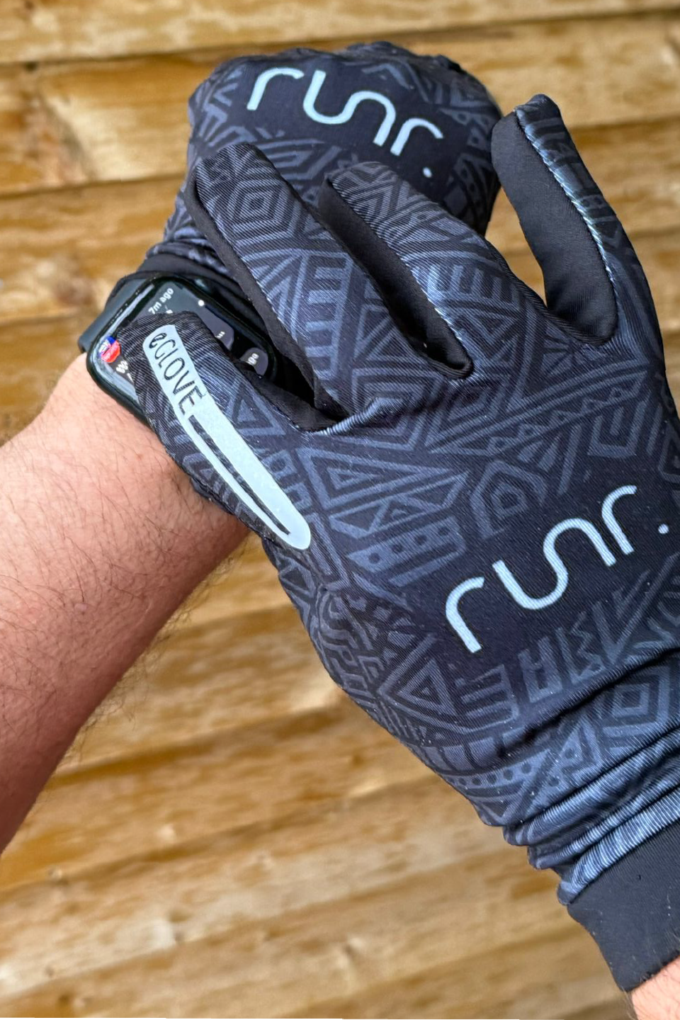 Runr X eGlove Running Glove