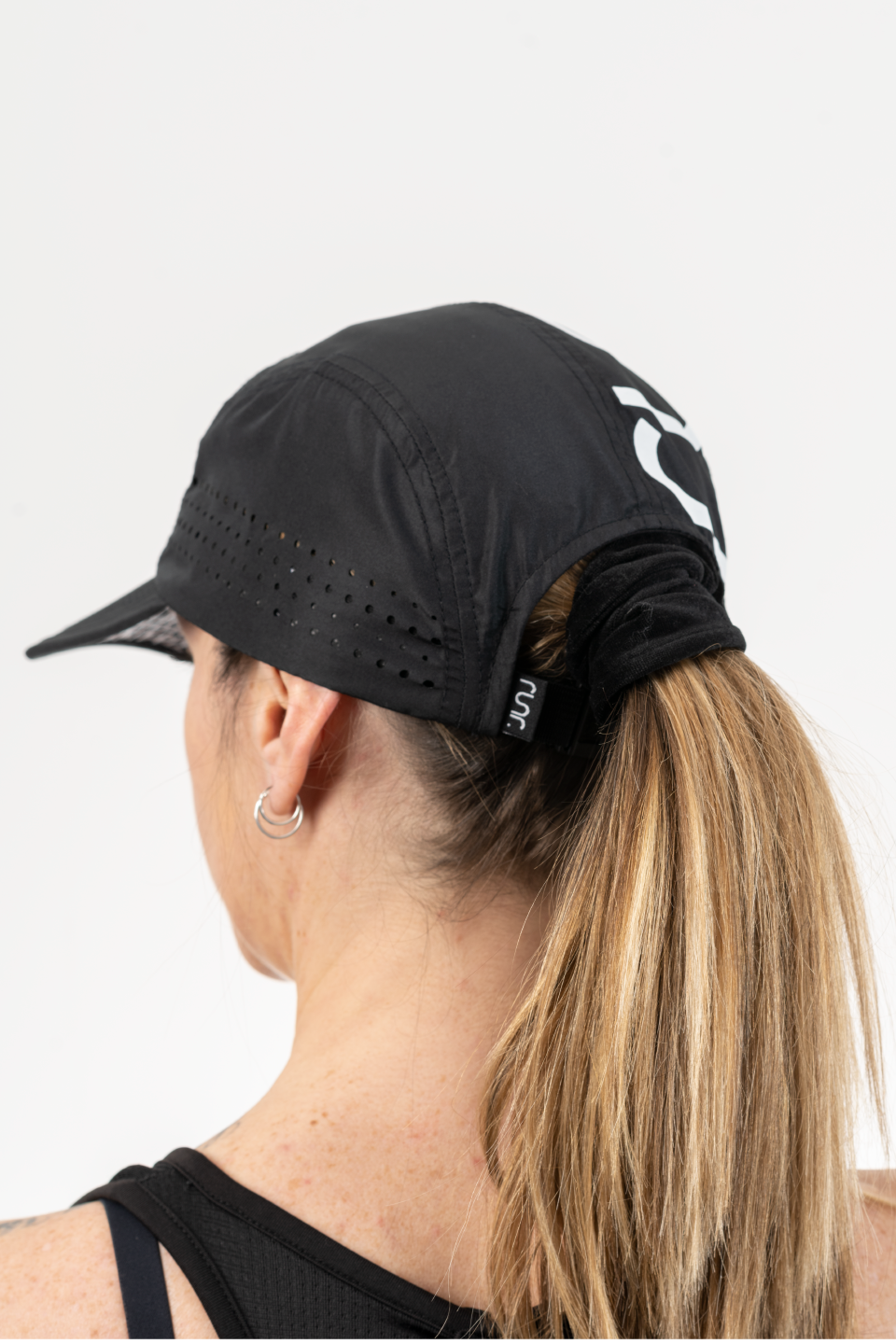 Runr Berlin Technical Running Hat