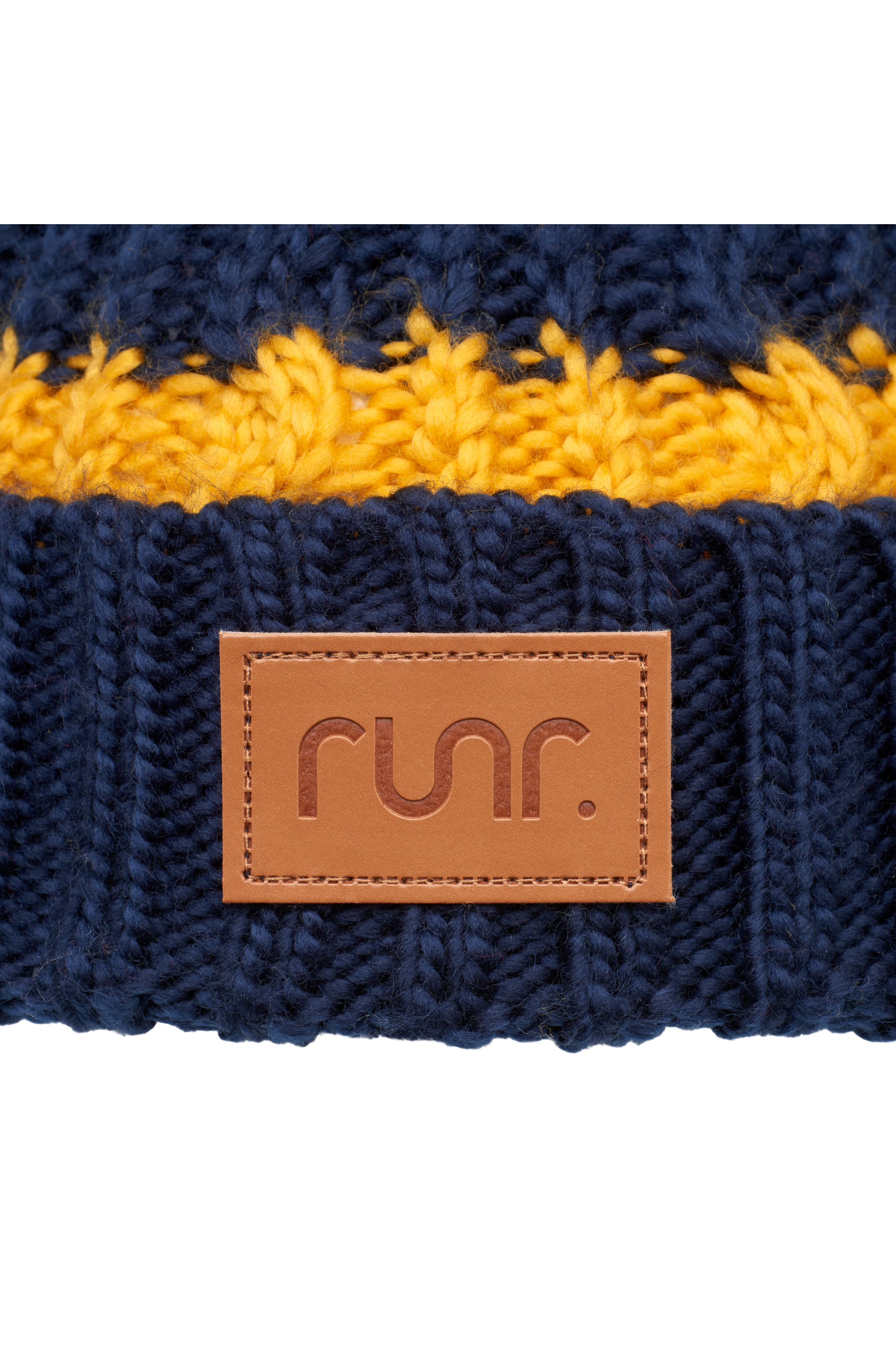 Runr Winter Bobble Hat - Matterhorn