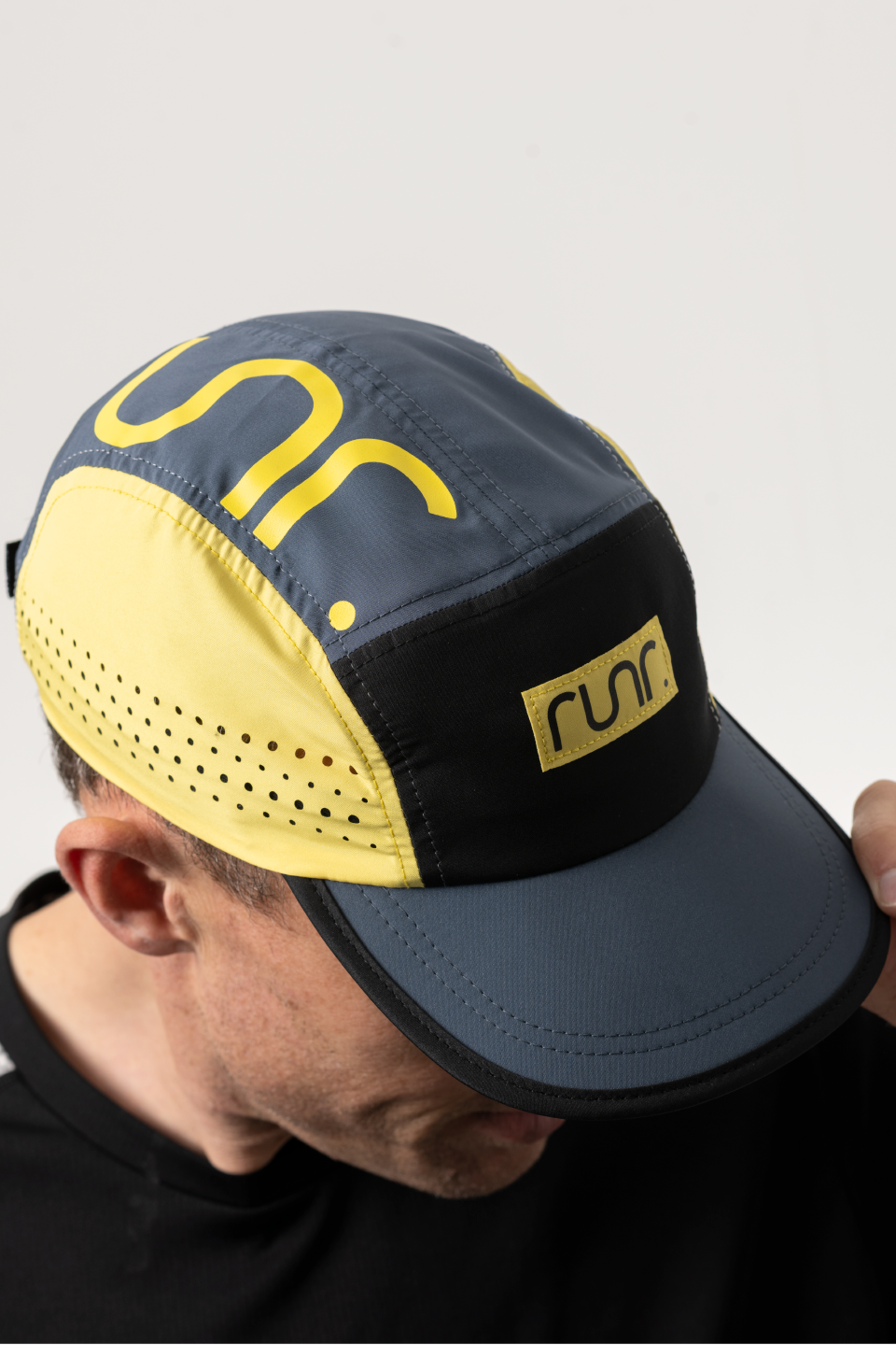 Runr Seoul Technical Running Hat